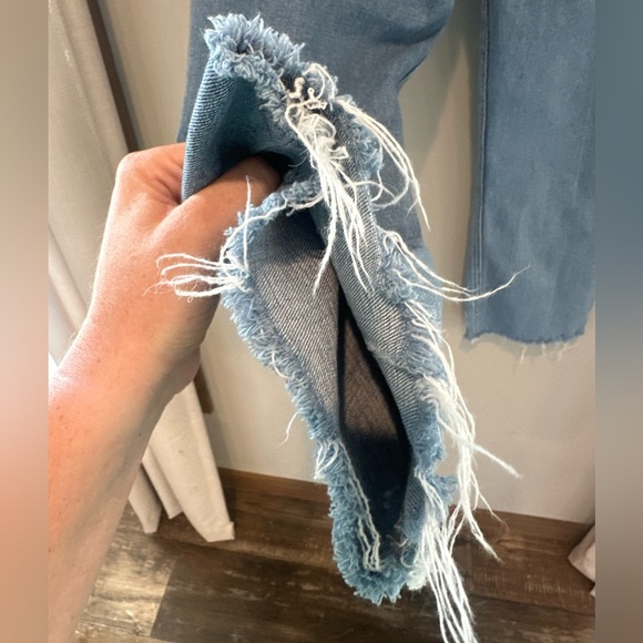 Abercrombie & Fitch size 6 short distressed ankle straight ultra high rise - Picture 3 of 5